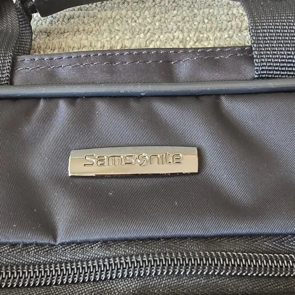 Samsonite Laptop Travel Bag Case 16